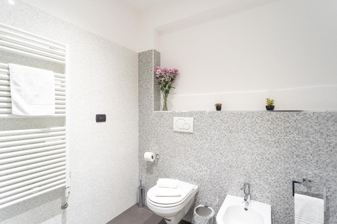 White Flat In Como City Center By Rent All Como Zewnętrze zdjęcie