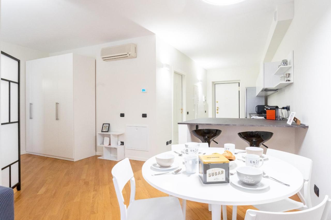 White Flat In Como City Center By Rent All Como Zewnętrze zdjęcie