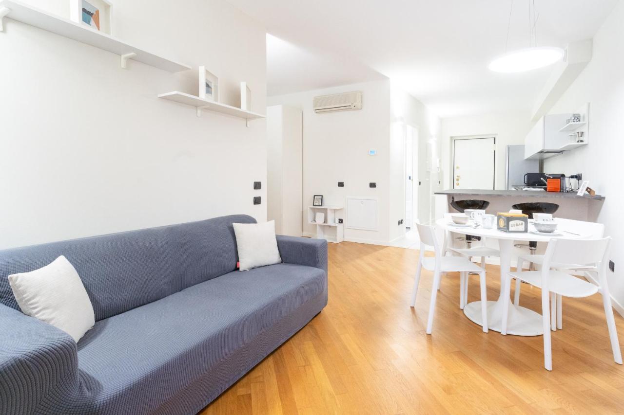 White Flat In Como City Center By Rent All Como Zewnętrze zdjęcie